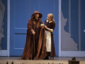 Dit seizoen bevatte onder meer La Cenerentola van Rossini, met Elina Garanca (foto: Ken Howard/Metropolitan Opera).