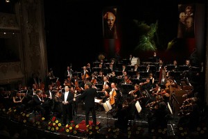 Tenor Jeong Won Lee en het Debrecen Philharmonic Orchestra waren uitstekend (foto: Miskolci Nemzetközi Operafesztivál).