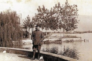 Puccini bij het Lago di Massociuccoli, vlakbij zijn woning in Torre del Lago (foto: Simonetta Puccini).