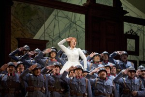 LaFilleduRegiment Diana Damrau als Marie (foto: Cory Weaver).