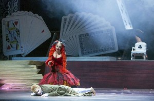 Tomás Netopil (conductor), Laurent Pelly (sets/costumes), Chantal Thomas (sets), Joël Adam (lighting design), Laura Scozzi (choreography)