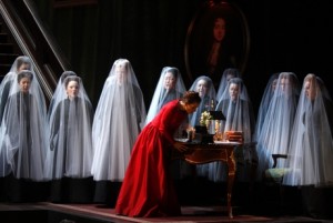 Anna Bolena Keulen 2