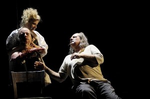 Stefan Soltesz (conductor), Peter Konwitschny (director), Johannes Leiacker (sets and costumes), Manfred Voss (lighting design), Bettina Bartz (dramaturge)