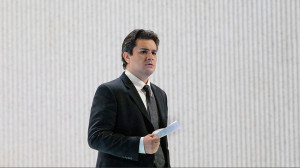 Pirgu als Alfredo in La Traviata (foto: Ken Howard / Metropolitan Opera).
