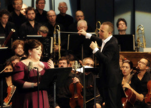 Yannick Nézet-Séguin met sopraan Heidi Melton, die net als de maestro lovende kritieken kreeg (foto: Christina Alonso).