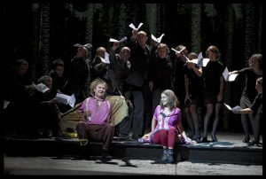 Scène uit Die Zauberflöte van De Nederlandse Opera (foto: Clärchen en Matthias Baus).