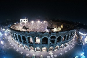 De Arena di Verona biedt plek aan 15.000 toeschouwers (foto: Gianfranco Fainello).