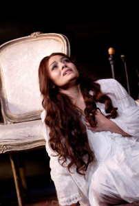 Ailyn Pérez als Violetta (foto: Royal Opera House).