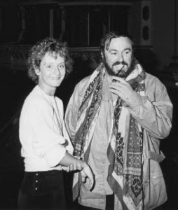 Nicoletta Olivieri met Luciano Pavarotti.