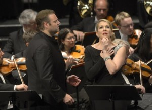 Joseph Calleja en Joyce DiDonato in Maria Stuarda (Deutsche Oper Berlin, Konzertante Premiere am 4. Juni 2014, copyright: Bettina Stöß).