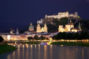 Salzburg huist iedere zomer één van de bekendste operafestivals (foto: Jiuguang Wang / CC BY-SA 3.0).