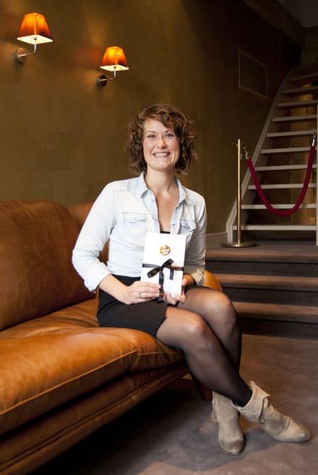 Rosanne van Sandwijk met Libretto (foto: Johanne de Heus).