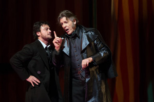 Vittorio Grigolo en Thomas Hampson in Les contes d'Hoffmann (foto: Marty Sohl / Metropolitan Opera).