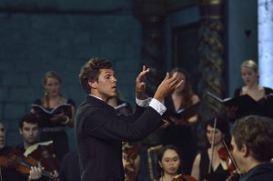 Dirigent Raphaël Pichon is onlangs genomineerd voor de International Opera Awards (foto: Bertrand Pichene).