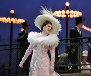 Diana Damrau als Manon bij de Metropolitan Opera (foto: Metropolitan Opera).