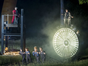 Scène uit The Day After, de wereldpremière waarmee Holland Opera afgelopen weken zijn seizoen beëindigde.
