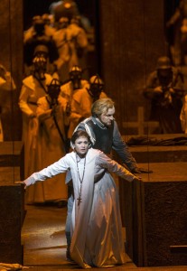 Scène uit Il trovatore bij De Nationale Opera (© Ruth Walz).