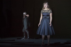 Scène uit Otello bij Opera Vlaanderen. (© Annemie Augustijns)