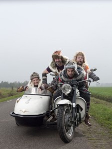 Promobeeld van 4 Musketiers. De productie is nog tot en met 24 april in Nederland te zien.