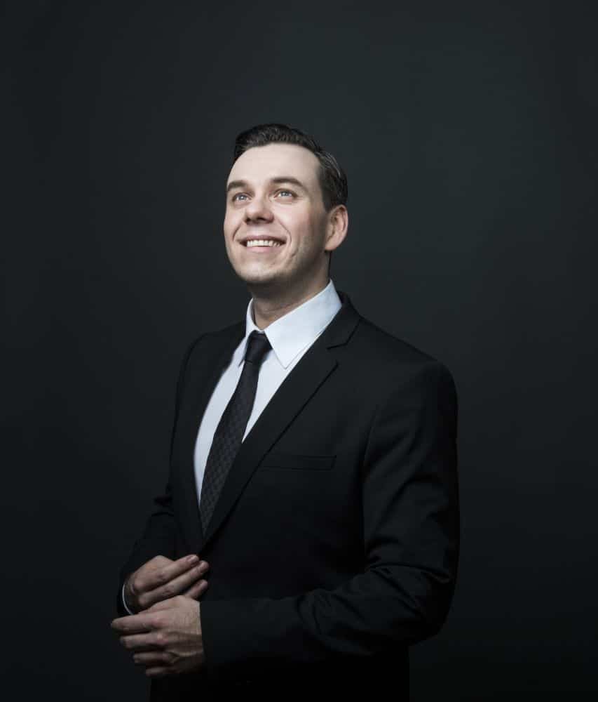 Benjamin Bernheim: "Ik hoor op het podium. Om te zingen, te geven en te delen." (© Julien Benhamou)