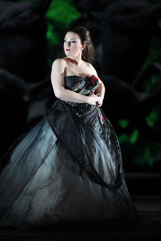 Ekaterina Gubanova als Fricka in Die Walküre (scènefoto van de voorstellingenreeks in het Teatro alla Scala). (© Brescia en Amisano)