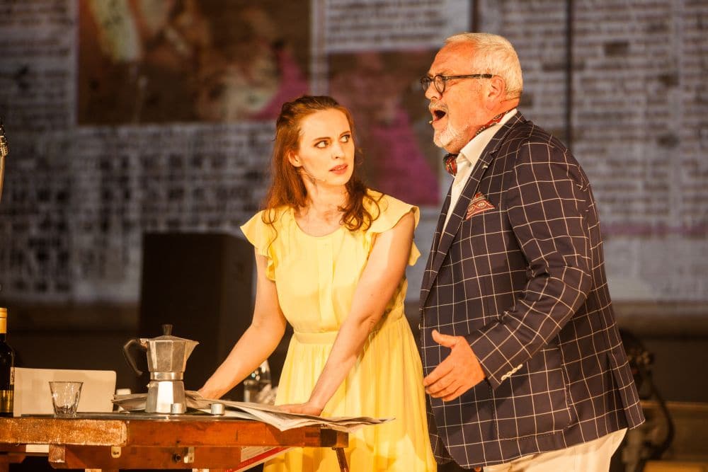 Alexandra Flood en Ernst Daniël Smid in Traviata remixed. (© Jeroen van Zijp)