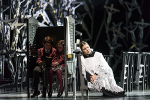 Scène uit Norma bij het Royal Opera House. (© Bill Cooper)