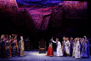 Scène uit Nabucco. (© Staatsopera van Tatarstan)