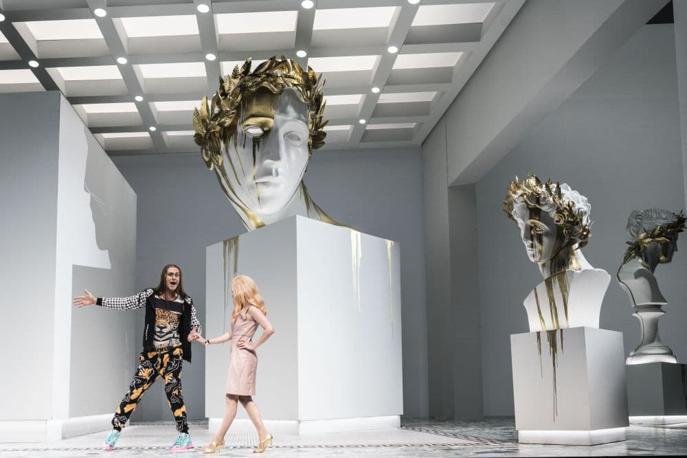 Scène uit Dales productie van Ariadne auf Naxos bij de Nederlandse Reisopera. (© Marco Borggreve)