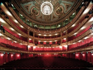 In de Opera Gent zijn alle operaproducties behalve Parsifal te zien. (© Tom Dhaenens)