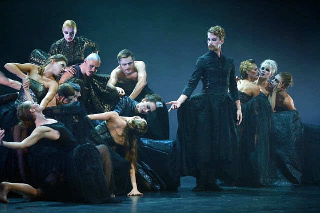 Scapino Ballet Op Tournee Met Scala